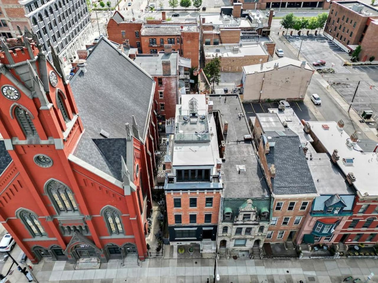 Luxury Penthouse On Washington Park With Rooftop Deck Apartment Cincinnati Exterior photo