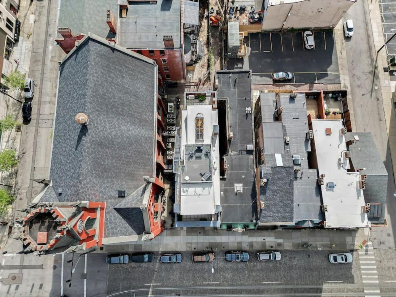 Luxury Penthouse On Washington Park With Rooftop Deck Apartment Cincinnati Exterior photo